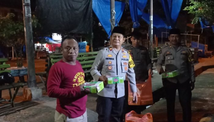 Ada Apa ?? Polres Palopo Grebek Sejumlah Supir dan Warga yang Beraktifitas Saat Sahur