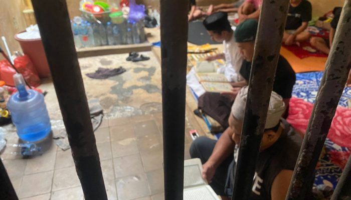 Selama Bulan Suci Ramadhan, Tahanan Polresta Mamuju Rutin Ngaji Bareng
