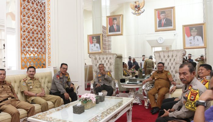 Ada Apa Kapolres Palopo bersama PJU Geruduk Kantor Walikota?