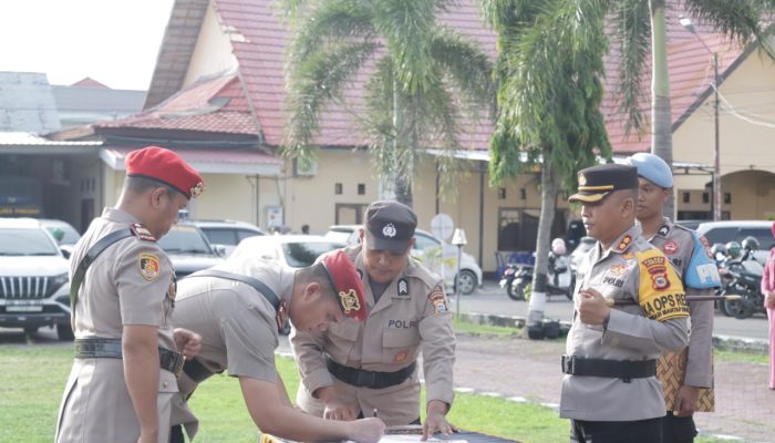 Kapolres Pinrang Pimpin Sertijab 5 Kapolsek, 2 Kasat