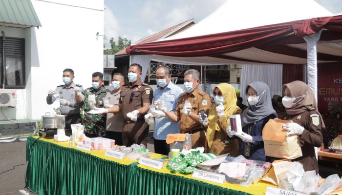 Kapolres Hadiri Pemusnahan Barang Bukti di Kejaksaan Negeri Pinrang