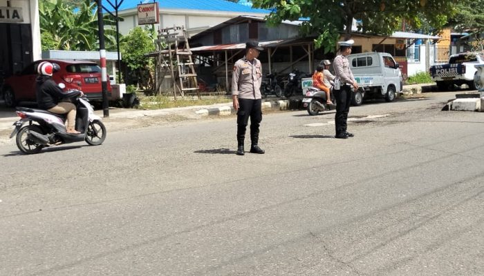 Hari Ketiga Operasi Keselamatan Marano, Polresta Mamuju Berikan Sanksi Tilang 13 Pengendara