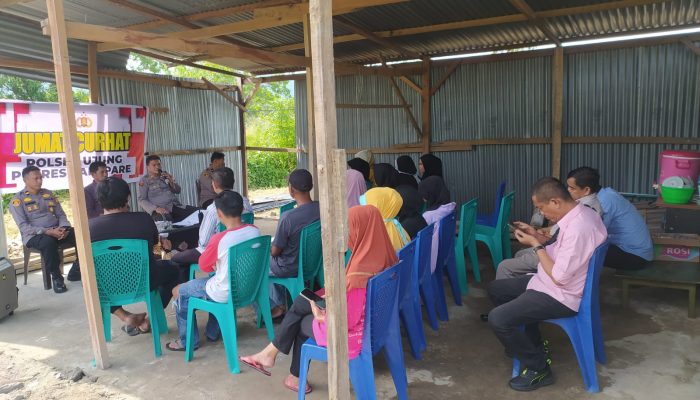 Minim Penerangan Jalan, Warga Sampaikan Di Jumat Curhat Polsek Ujung Polres Parepare