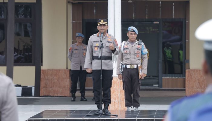 Polres Pinrang Gelar Upacara Korps Raport Kenaikan Pangkat