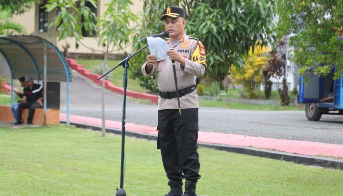Kapolres Wajo Pimpin Apel Gelar Pasukan Ops Ketupat Dalam Rangka Pengamanan Idul Fitri