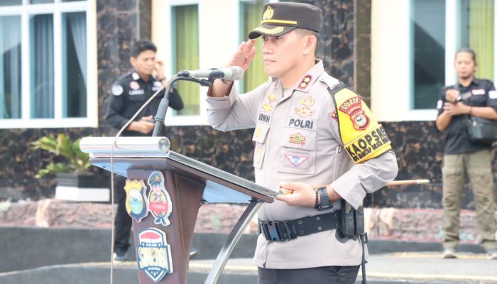 Kapolres Sidrap Ajak Pemudik Istirahat di Kantor Polisi