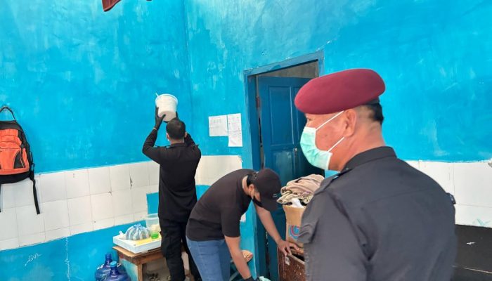 Satres Narkoba Polres Palopo Geledah Kamar Napi, Ini Hasilnya