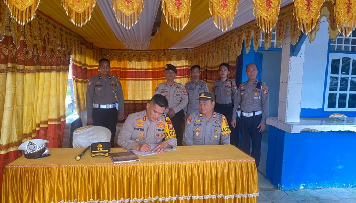 Pastikan Keamanan dan Keselamatan Pemudik, Kapolres Wajo Cek Kesiapan Posko