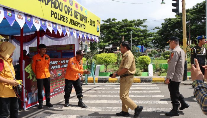 Kapolres Jeneponto Bersama PJ.Bupati Cek Pos Pengamanan Lebaran dan Pelayanan RSUD Lanto Daeng Passewang