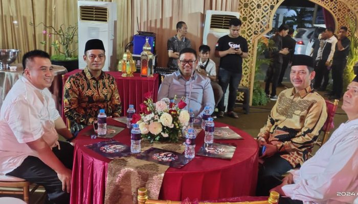 Bersama Wakil Bupati, Kapolres Toraja Utara Hadiri Open House di Kediaman Dinas Kapolda Sulsel