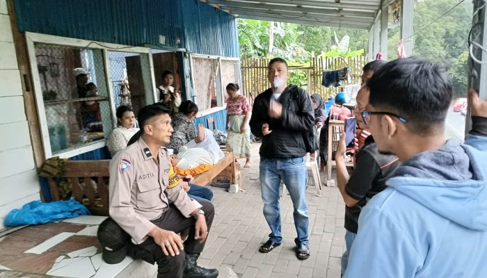 Hilang Kendali, Sebuah Minibus Masuk Jurang Sedalam 15 Meter di Mallawa