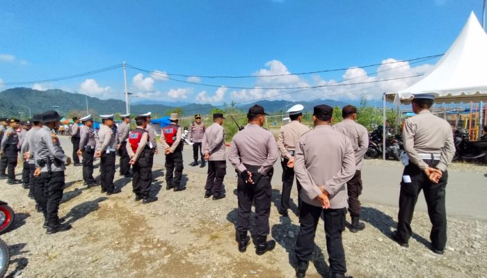 Polres Palopo Melakukan Pengamanan Road Race One Prix Night Race