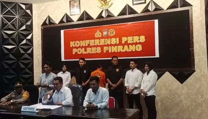 Kasat Reskrim Polres Pinrang Pimpin Press Rilis Kasus Pembunuhan Anak dibawah Umur di Kafe