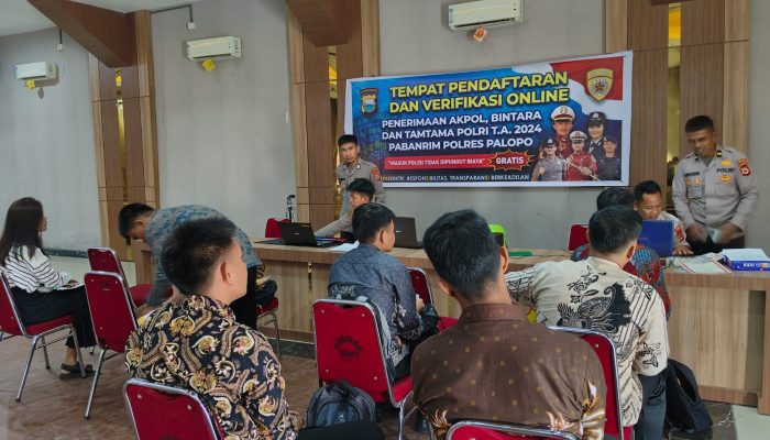 70 Peserta Polres Palopo Melakukan Pengecekan dan Verivikasi Berkas Penerimaan Anggota Polri