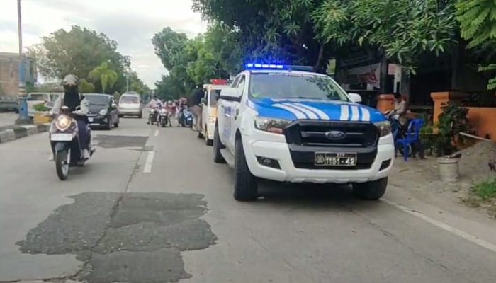 Pelayanan Prima, Sat Lantas Polres Barru Laksanakan Pengawalan Jenazah Gratis Ke Pemakaman