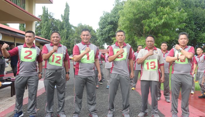 Kapolres Wajo Bersama Waka Polres, PJU dan Kapolsek Mengikuti Tes Kesamaptaan Jasmani