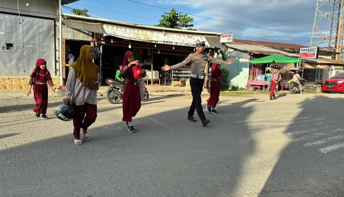 Memantau situasi arus Lalu-Lintas Satuan Lalu-Lintas Polres Mateng Gelar Commander Wish