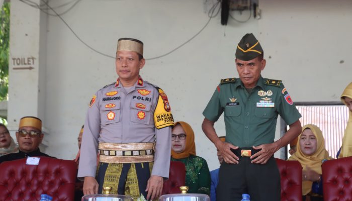 Waka Polres Wajo Hadiri Upacara Peringatan Hari Pendidikan Nasional 2024