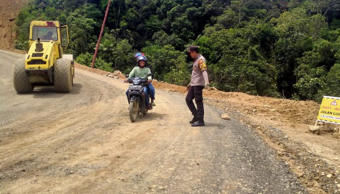 Kegiatan Sambang Bhabinkamtibmas Polsek Mamasa, Pastikan Situasi Kamtibmas Kondusif di Desa Binaan, Kec. Mamasa, Kab. Mamasa