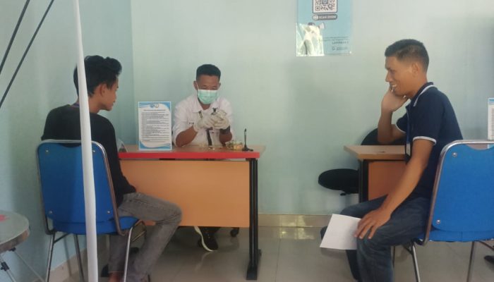 Satgas Kampung Bebas Narkoba ‘Mappadeceng’ Polres Sidrap Fasilitasi Rehabilitasi bagi Pecandu