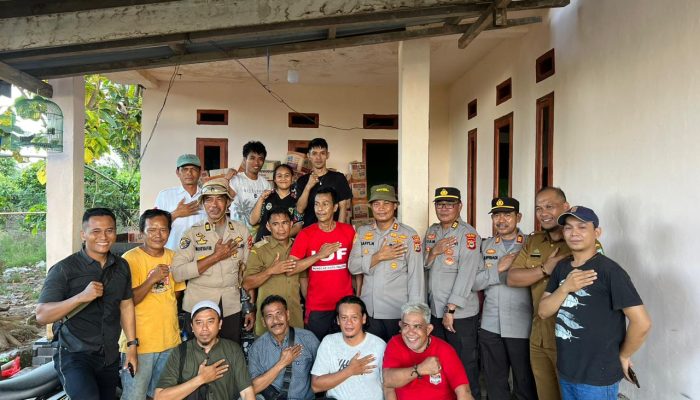 Kapolres Palopo Pimpin Bakti Sosial Kepada Korban Bencana Alam di Luwu