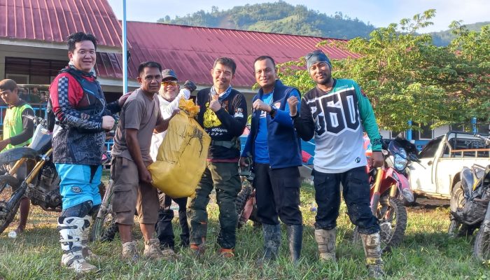 Polres Palopo Kembali Salurkan Bantuan Korban Bencana Alam Longsor Di Latimojong