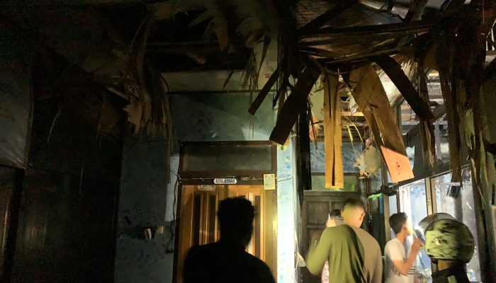 Penyebab Kebakaran Kantor PERKIM Majene Diduga Akibat Arus Pendek Listrik, Polres Majene Lakukan Olah TKP