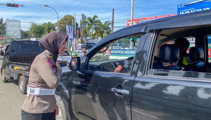 Cermin Sosok Kartini Era Moderen, Srikandi Ditlantas Polda Sulbar Hadir Melayani Setulus Hati