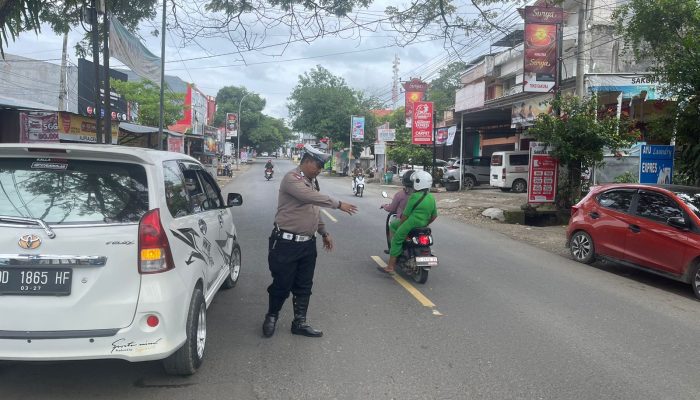 Satlantas Polres Bone Amankan Lalu Lintas Giat Sidang di PN Watampone