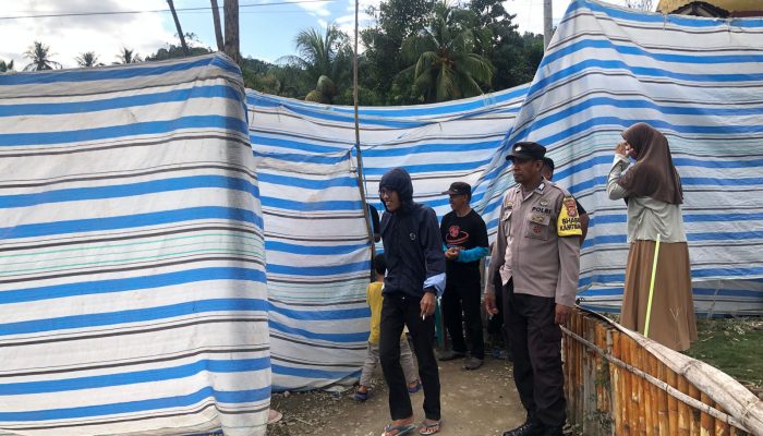 Polsek Sendana Jaga Keamanan Turnamen Sepak Bola Seppong Cup di lapangan Patriot