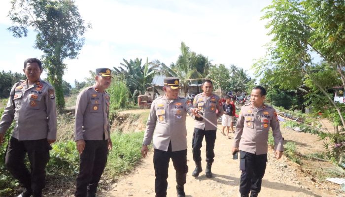 Demi Kelancaran Penyaluran Bantuan Kapolda Sulsel dan Ketua Bhayangkari Untuk Korban Bencana, Kapolres Sidrap Tinjau Lokasi