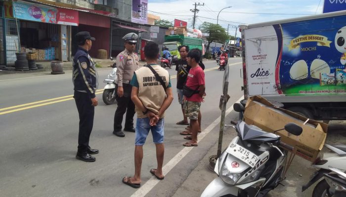 Meresahkan Masyarakat, Polisi Bakal Tindak Tegas Parkir Liar di Kabupaten Luwu