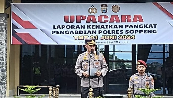 Kapolres Soppeng Pimpin Upacara Kenaikan Pangkat TMT 1 Juni 2024