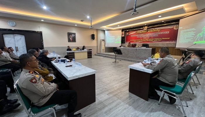 Kapolres Gowa Hadiri Kunjungan Tim Peneliti dan Supervisi STIK Lemdiklat Polri di Polrestabes Makassar