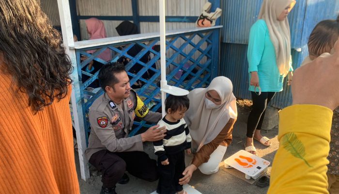 Turunkan Stunting, Bhabinkamtibmas Kelurahan Labuang Laksanakan Pendampingan Posyandu Nusah Indah