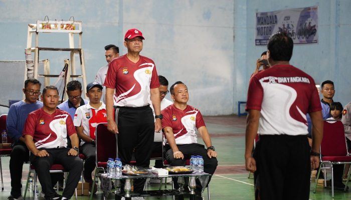 Tutup Kejuaraan Badminton Internal, Kapolda Sulbar : Lewat Olahraga ini Kita Perkuat Silaturahim dan Sinergitas