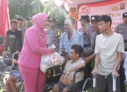 Bakti Sosial Hari Bhayangkara ke-78, Polres Klungkung Serahkan Sembako Kepada Warga Penyandang Disabilitas