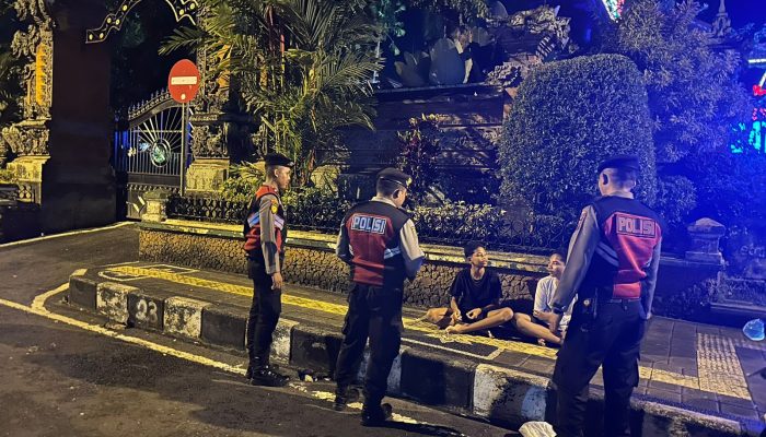 Antisipasi Gangguan Kamtibmas Di Malam Hari, Polres Klungkung Gelar Patroli Malam