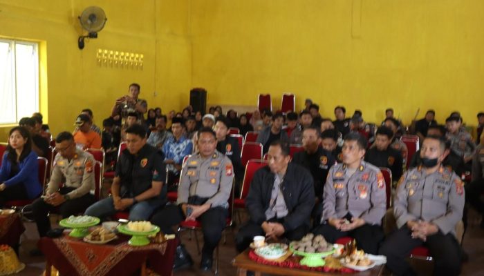 Jum’at Curhat di Kantor Desa Barae, Kapolres Soppeng Sampaikan Ini !