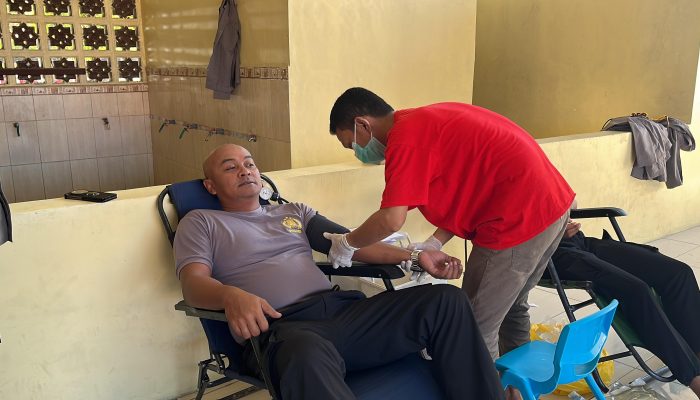 HUT Bhayangkara ke 78 Tahun, AKBP Anjar Purwoko Hadiri Donor Darah