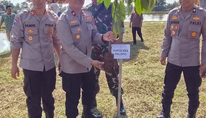 HUT Bhayangkara ke 78 Tahun Polres Palopo Gelar Penanaman Pohon
