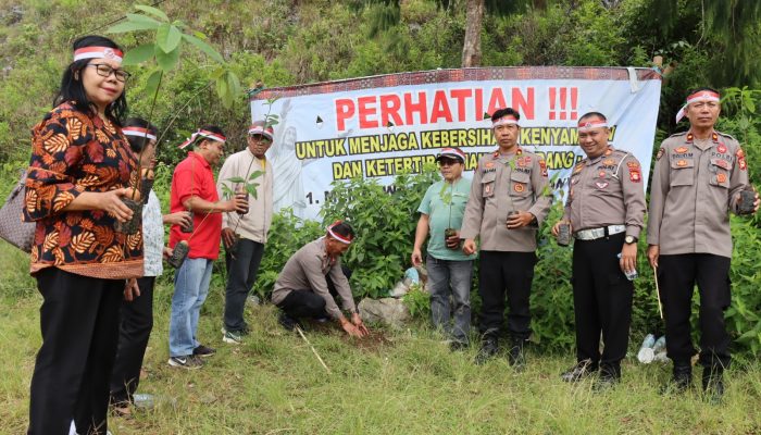 Lestarikan Lingkungan, Polres Tator Laksanakan Penanaman Pohon Menyambut HUT BHayangkara Ke 78