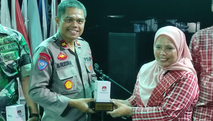 Kasat Binmas Polres Majene Hadiri Peluncuran Tahapan Pemilihan Bupati dan Wakil Bupati Tahun 2024 Kabupaten Majene