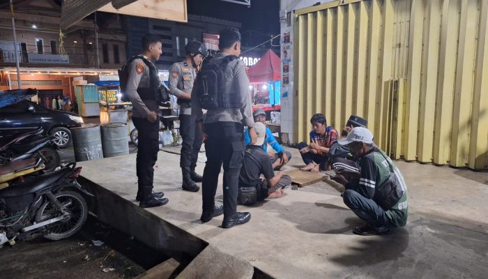 Antisipasi Gangguan Kamtibmas Di Wilayah Hukum Polres Polman, Sat Samapta Polres Polman Laksanakan Patroli