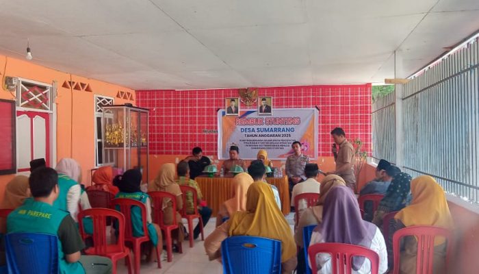 Upaya Pencegahan Stunting, Bhabinkamtibmas Polsek Campalagian Polres Polman Hadiri Rembuk Stunting Di Wilayah Binaannya