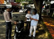 Ops Patuh, Polantas Bone Edukasi Pemotor Soal Penggunaan Helm SNI Demi Keselamatan