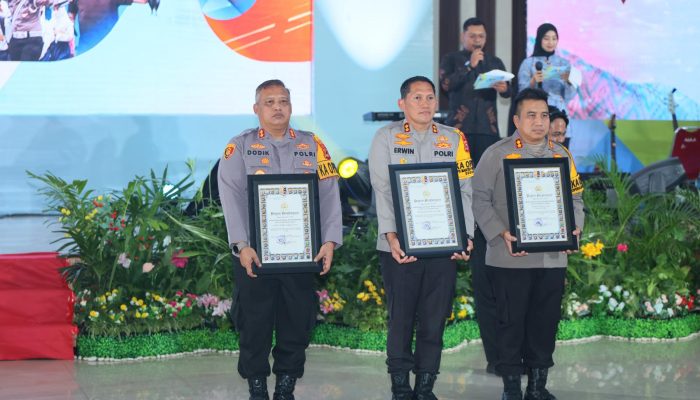 AKBP Erwin Syah Terima Piagam Penghargaan Dari Kapolri Atas Capaian IKPA Sempurna T. A 2023