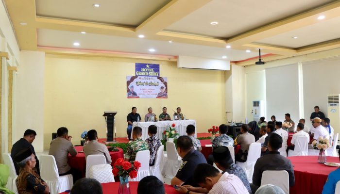 Sinergi TNI-Polri di Sidrap: Kapolres dan Dandim Gelar Jumat Curhat