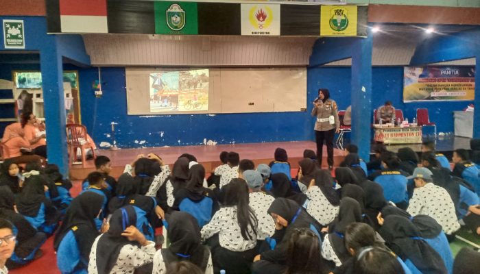 Jelang Operasi Patuh 2024, Sat Lantas Polres Parepare Sosialisasikan Tertib Berlalu Lintas Di SMU 2 dan SMU 4