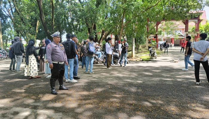 Berjalan Kondusif, Sat Lantas Polres Bone Kawal Aksi Demonstrasi HMI Cabang Bone